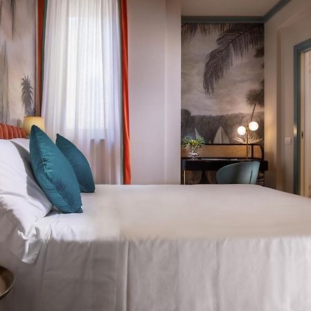 ลา มาลันดรินา Aparthotel ตาออร์มินา ภายนอก รูปภาพ