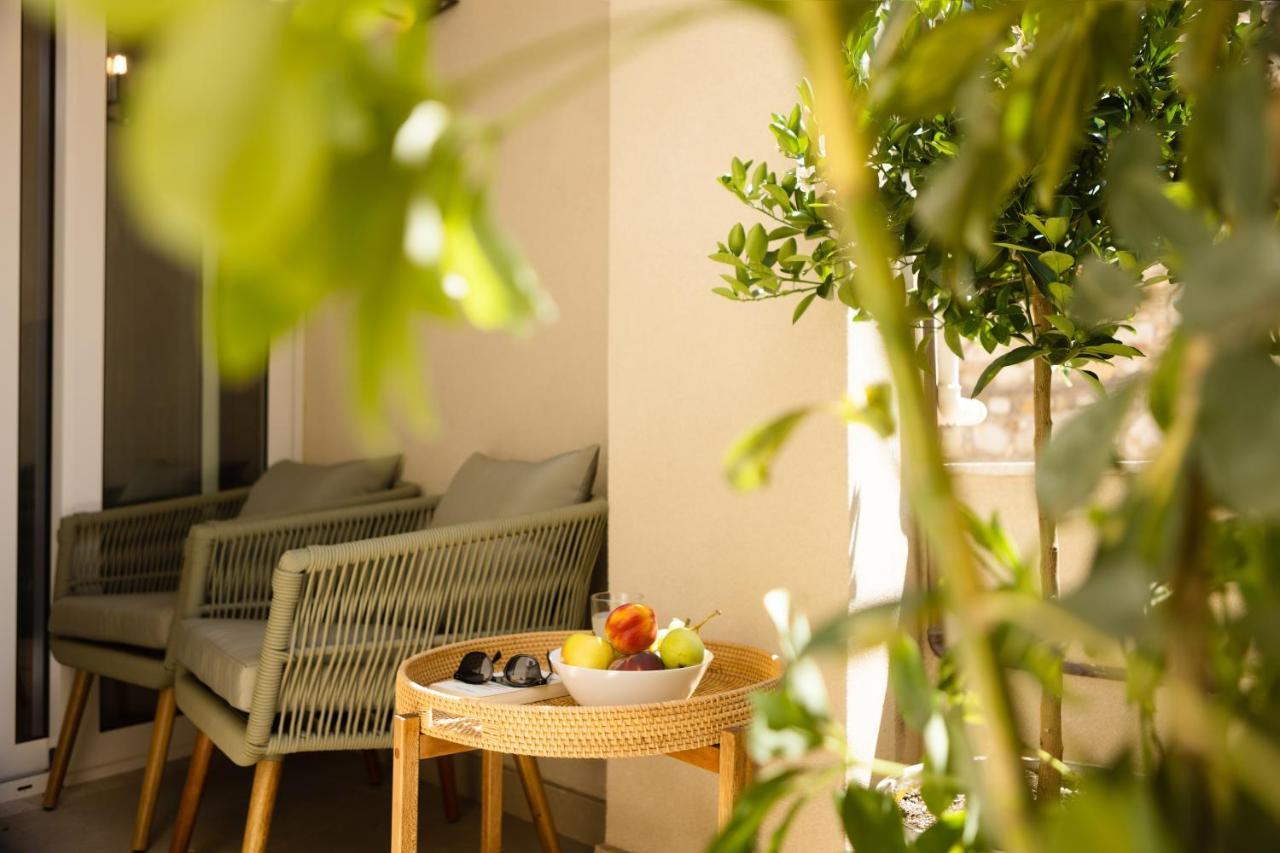 ลา มาลันดรินา Aparthotel ตาออร์มินา ภายนอก รูปภาพ