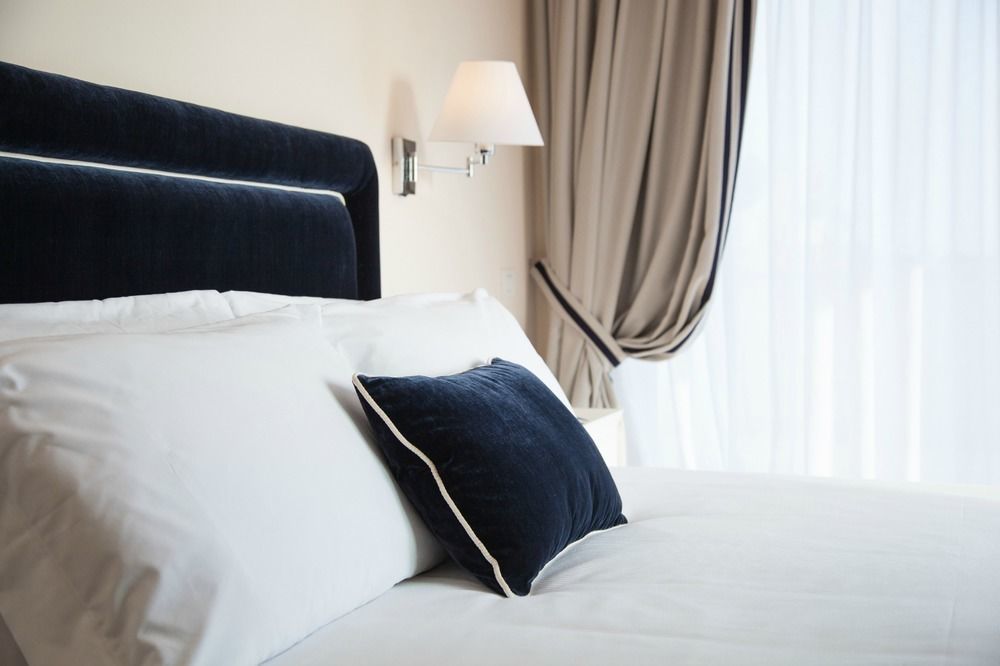 ลา มาลันดรินา Aparthotel ตาออร์มินา ภายนอก รูปภาพ