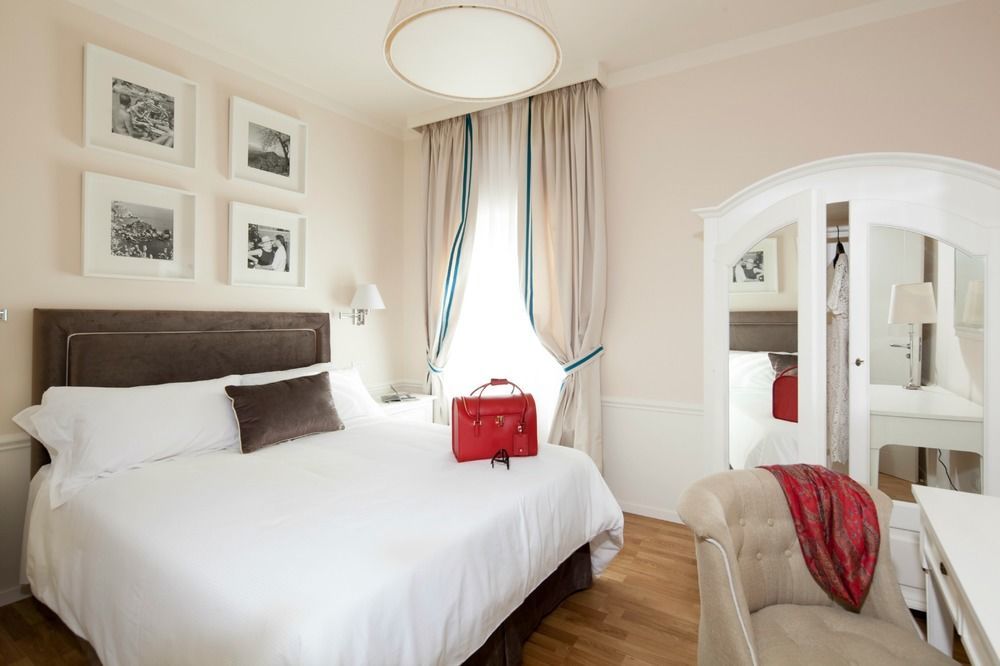 ลา มาลันดรินา Aparthotel ตาออร์มินา ภายนอก รูปภาพ